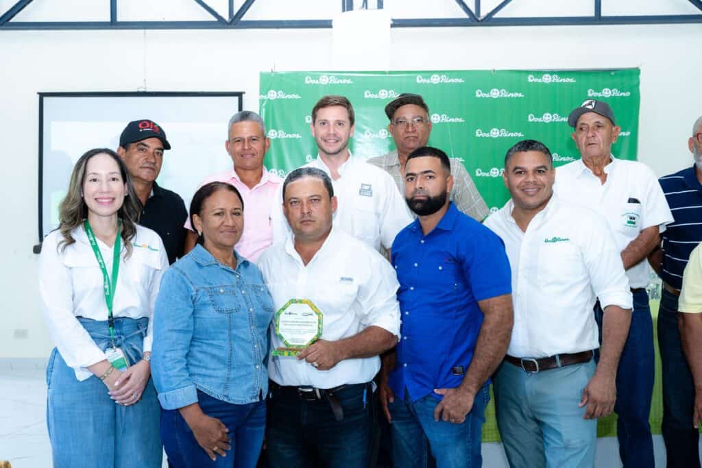 Dos Pinos celebra el día mundial de la leche