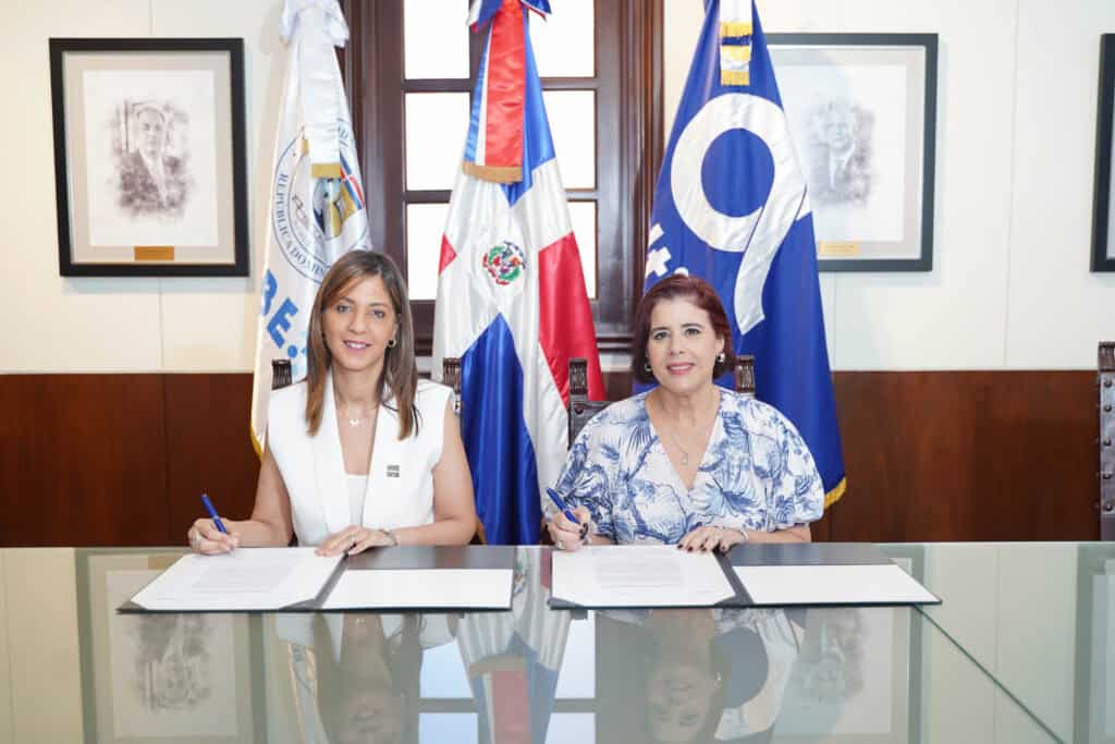 Firma de acuerdo para proyecto de medición de indicadores ambientales