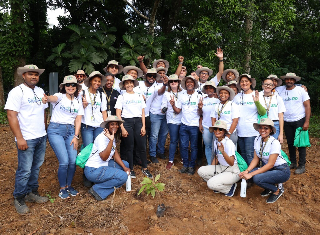 Jornada de reforestación Grupo SID