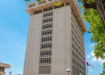 Voluntariado Bancentraliano dona fondos para la reparación de la Casa Hogar de Formación Integral Divino Niño Jesús