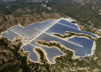 Planta Solar Bayasol. AES Dominicana y TotalEnergies Renewables forman consorcio para desarrollo de energía renovable en República Dominicana
