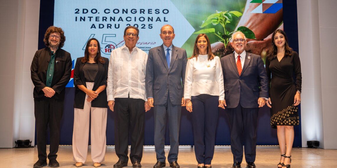 ADRU celebra Congreso Internacional sobre Educación Superior y Sostenibilidad.JPG