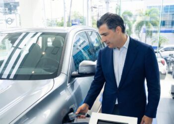 Christopher Paniagua en el cierre de la Autoferia Popular
