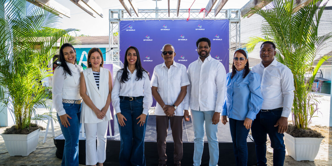 PRINCIPAL Carmen Guerrero, Saschia Siebel, Arlina Peña, Ramón Candelaria, Jheyson Amir García, Rosa Nellys Núñez y Enrique Guzmán