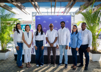 PRINCIPAL Carmen Guerrero, Saschia Siebel, Arlina Peña, Ramón Candelaria, Jheyson Amir García, Rosa Nellys Núñez y Enrique Guzmán