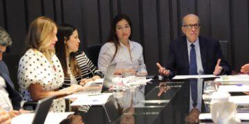 Max Puig, vicepresidente ejecutivo del CNCCMC junto a Sara González, directora técnica del CNCCMC