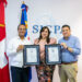 Ariel Espejo, director de AENOR Dominicana; Zoraida Chaljub, ingeniera de Calidad, Seguridad industrial y Medio Ambiente de SICPA Dominicana, y Amaury Abreu, gerente general de SICPA Dominicana.