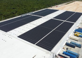 Planta Solar completa sobre Nave 7 en la Zona Económica de DP World en República Dominicana