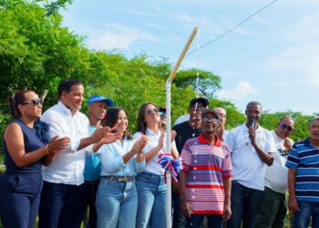 AES Dominicana y TotalEnergies mejoran la calidad de vida de la comunidad de Calabaza en Peravia