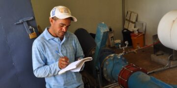 tecnico comunitario toma notas proyecto pps pnud