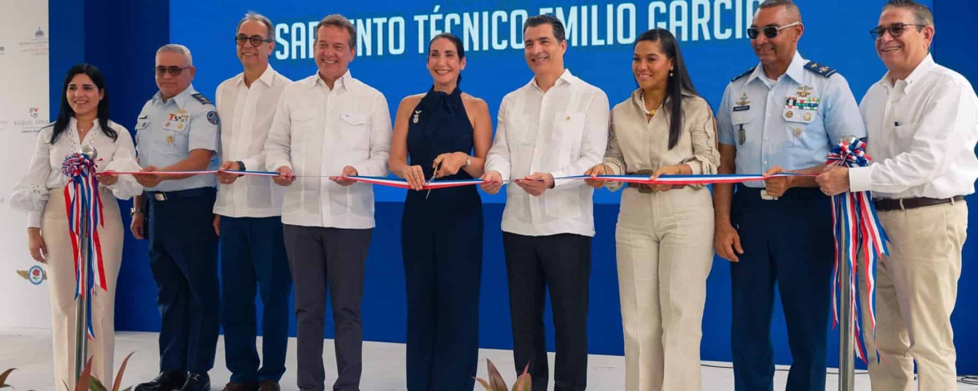 Remozamiento parque de la base aérea de San Isidro