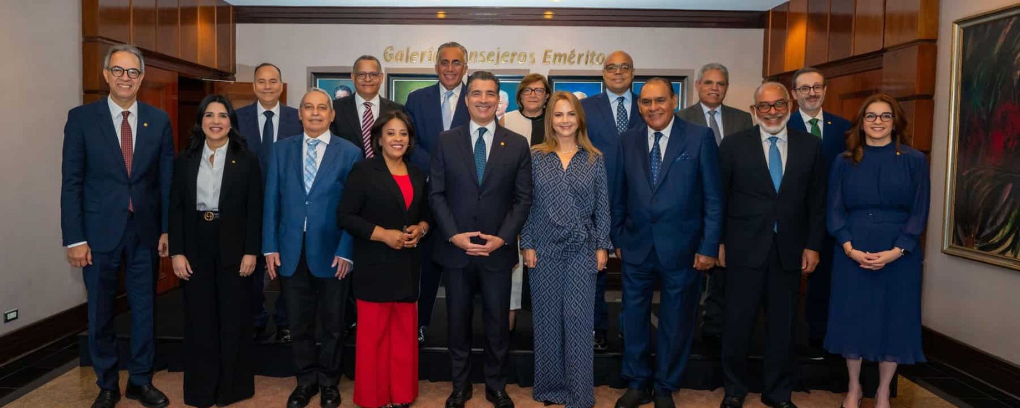 José Mármol, Mariel Bera, Nelson Marrero, Alba Nely Familia, Christopher Paniagua, Nuria Piera, Miguel Franjul, Persio Maldonado y Lissette de Jesús.