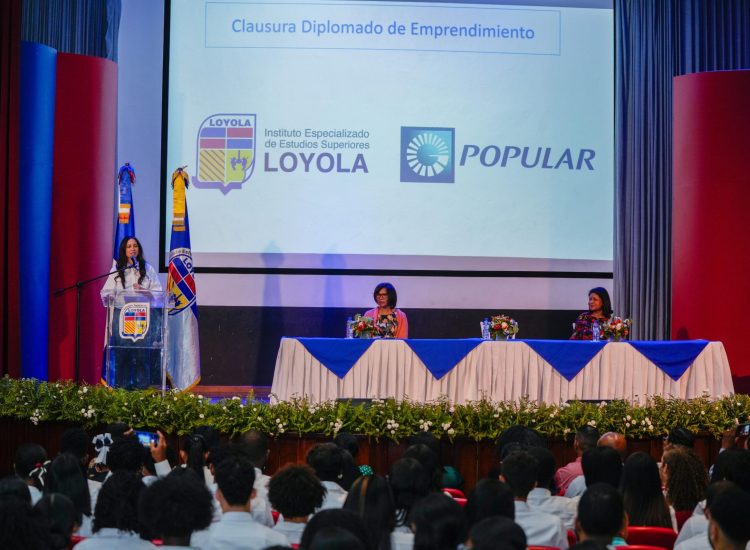 La entidad financiera y la academia reafirman su compromiso con la juventud, impulsando la innovación y el crecimiento económico.