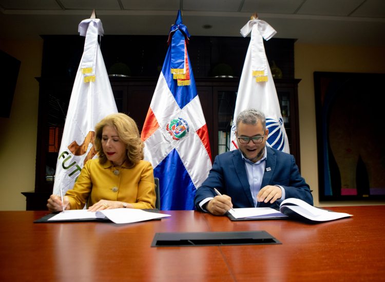 Firma de acuerdo Sur Futuro y FEDA