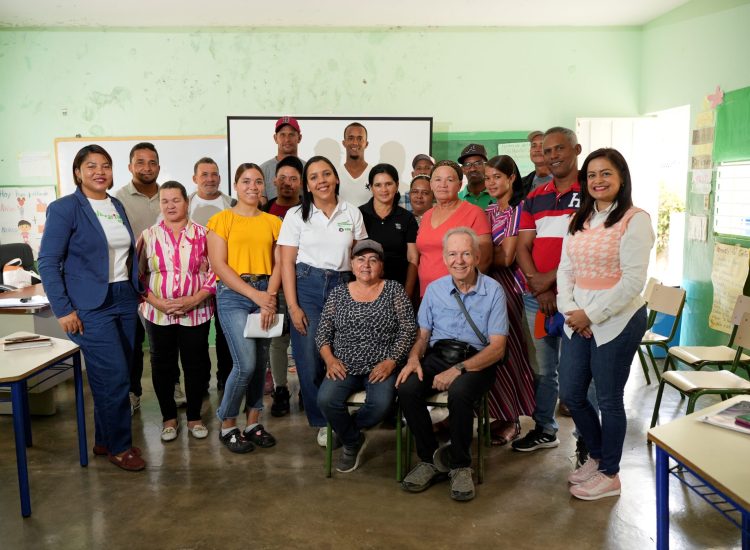 Taller a agricultores - Banco BHD