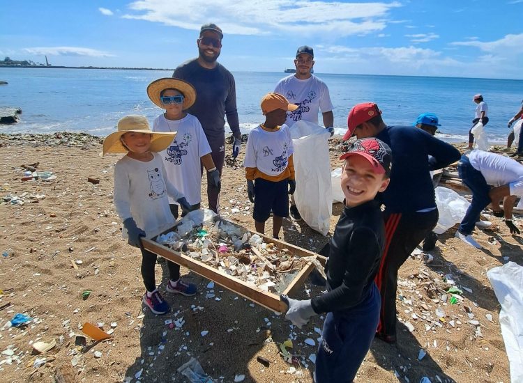 Reciclaje en Playa Fuerte San Gil