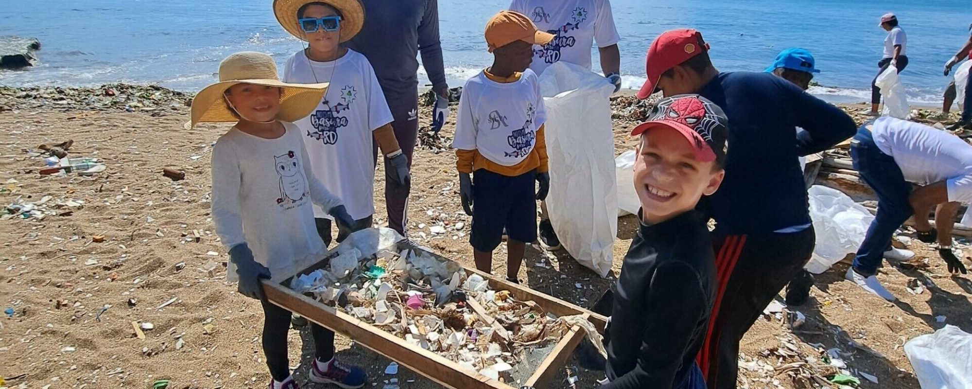 Reciclaje en Playa Fuerte San Gil